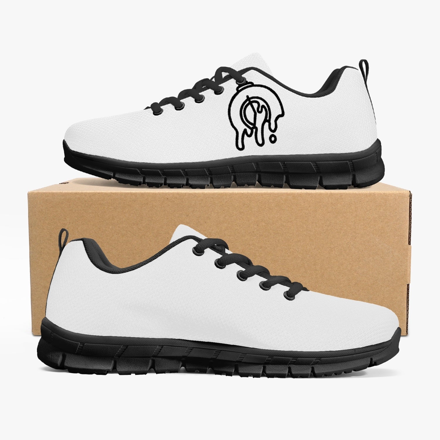 tme Classic Lightweight Mesh Sneakers - White/Black